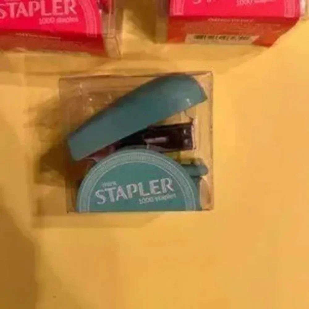 Kids‎ Highlighters and Mini Staplers (Fun for Homework!) (KIDS)
